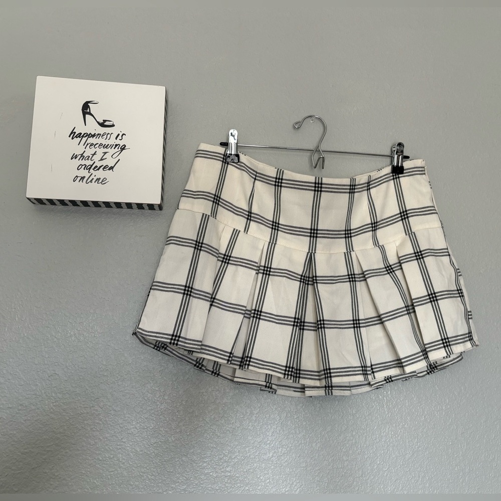 Aeropostale Plaid Pleated Skort